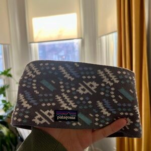 Patagonia Gray Knit Headband with Teal & White Pattern
